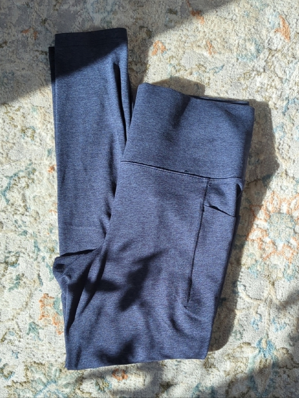 Athleta Salutation Stash Pocket Softluxe Tight - Medium